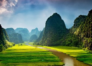 HANOI - SAPA - HALONG BAY - NINHBINH - SAIGON - CUCHI TUNNELS - MEKONG DELTA 9D/8N from 495 USD/person only